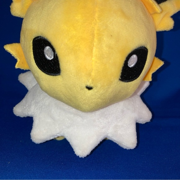2017 Pokemon Center Dolls Thunder Plush Toy Pre-owned - Picture 2 of 16